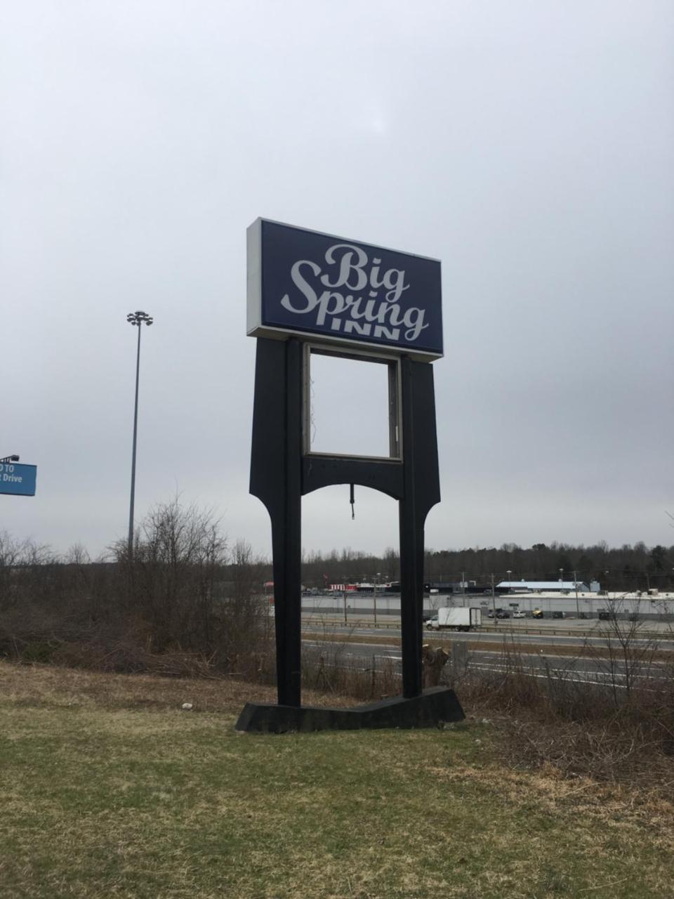 Big Spring Inn Madisonville Exterior photo